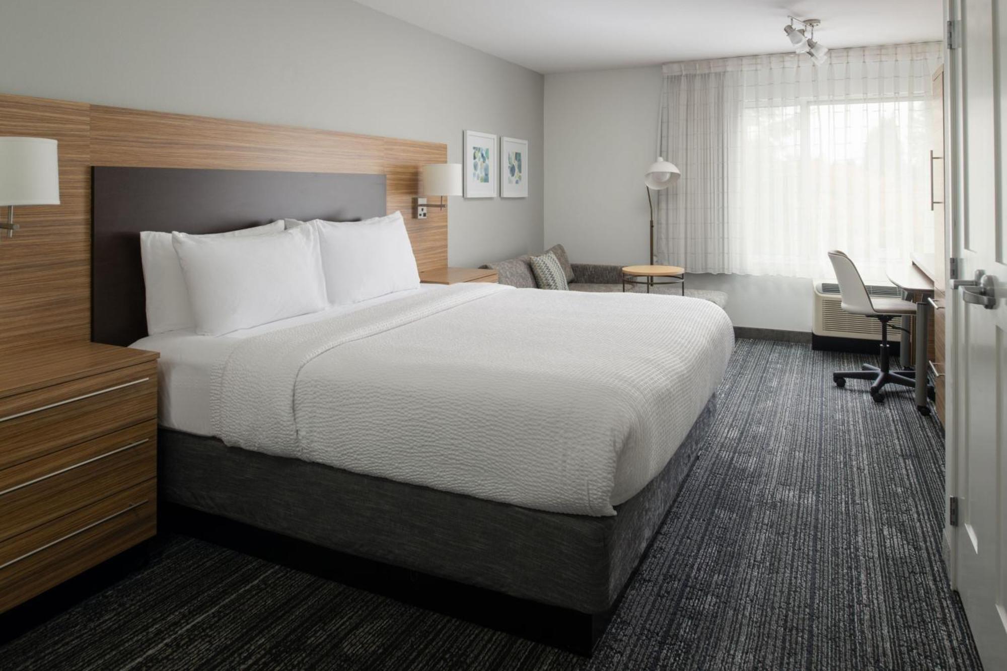 Towneplace Suites By Marriott Olympia Exterior photo